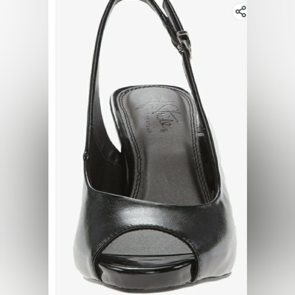 NWT Stride Rite Sling Backs - Picture 10 of 13